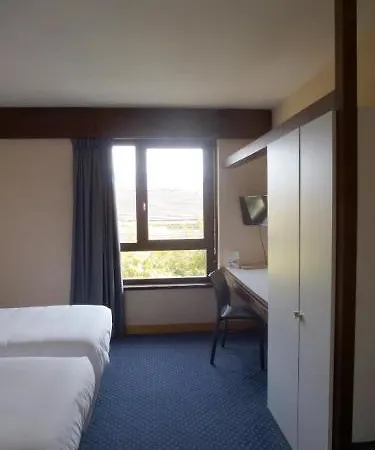 Otel Hyp'hotel Saint-Marcellin (Isere)