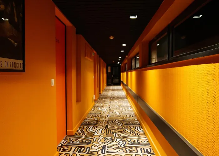 Hyp'hotel Hotel