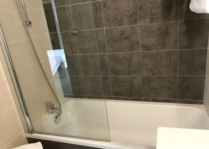 Hyp'hotel Hotel