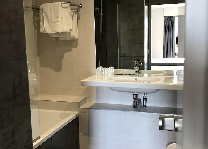 Hyp'hotel Saint-Marcellin (Isere)