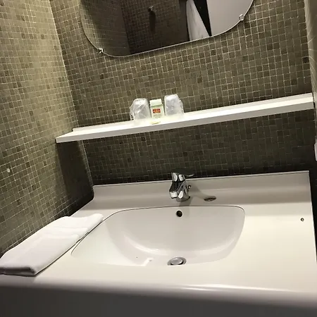 Hyp'hotel Saint-Marcellin (Isere)