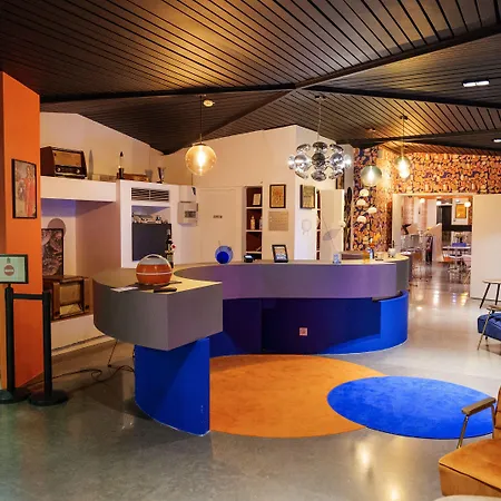Hyp'hotel Hotel