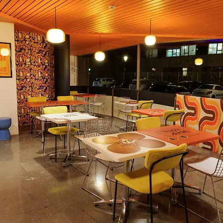 Hyp'hotel Hotel