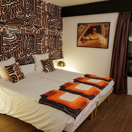 Hyp'hotel Hotel