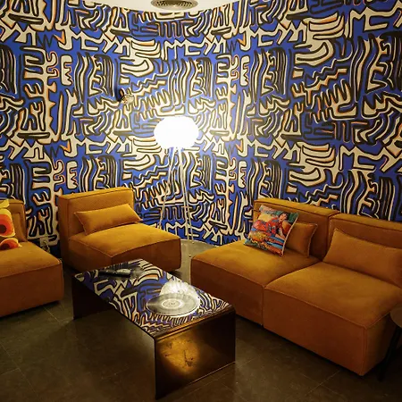 Hyp'hotel Hotel 2*